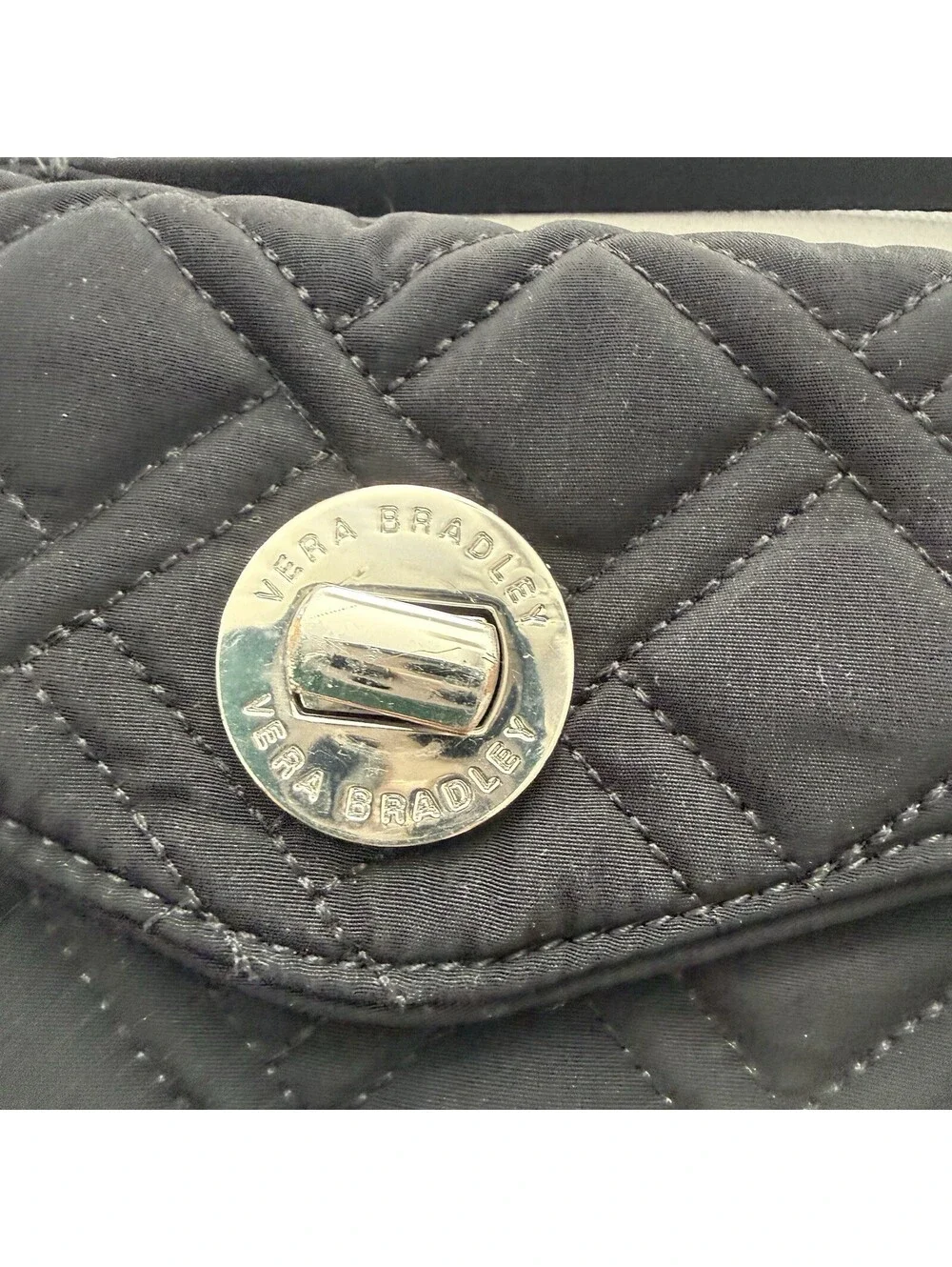 Vera Bradley Black Quilted Turn Lock Wristlet Wallet Colorful Leaf Interior